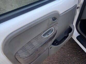 2006-renault-kangoo-1466133-48053984