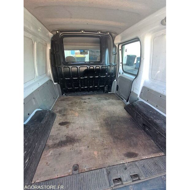 2006 رينو Kangoo-48053986