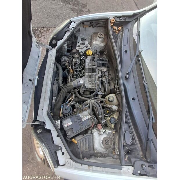 2006 رينو Kangoo-48053987