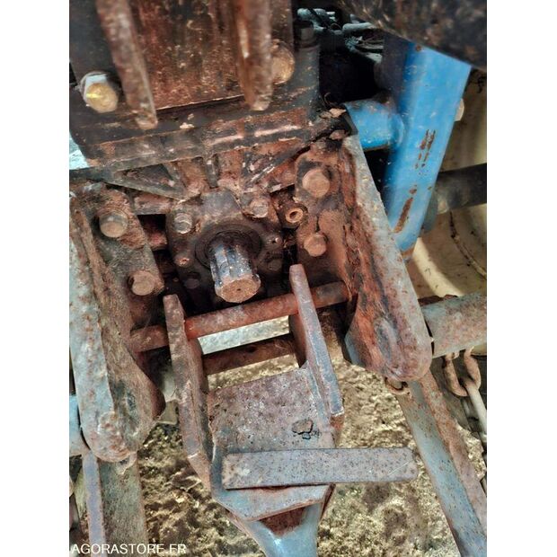 1989 Iseki 2160-48054029