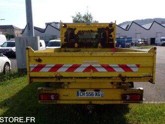 2012-renault-master-1466139-48054118