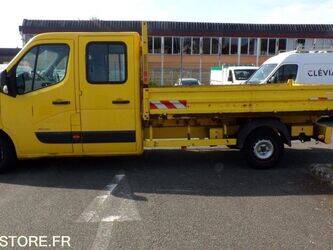 2012-renault-master-1466139-48054124