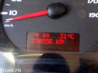2012-renault-master-1466139-48054129