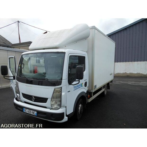 2009 Renault Maxity-48054325