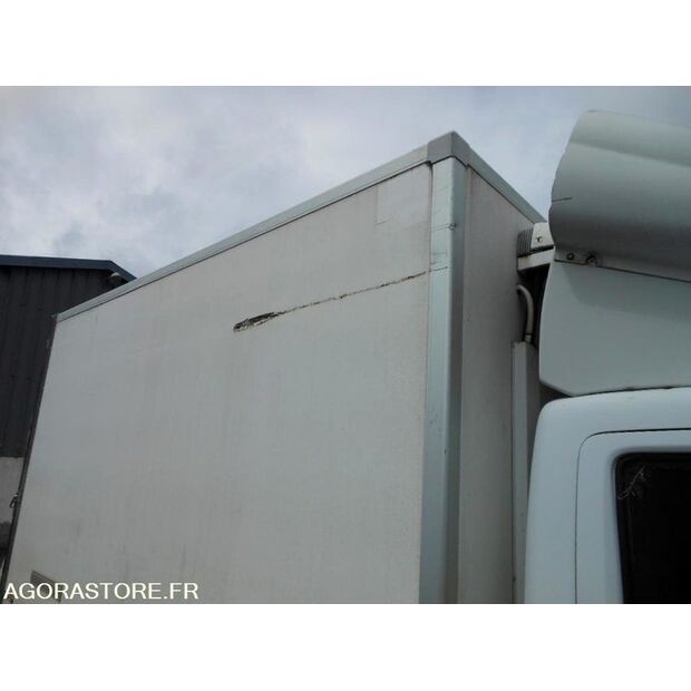 2009 Renault Maxity-48054327