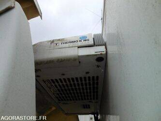 2009-renault-maxity-1466148-48054335