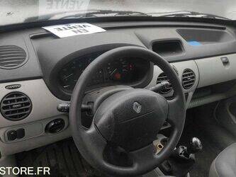 2004-renault-kangoo-1466154-48054467