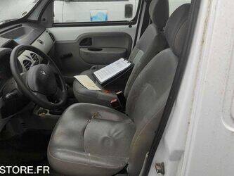 2004-renault-kangoo-1466154-48054470