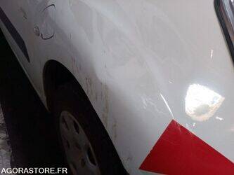 2016-peugeot-partner-1466156-48054511