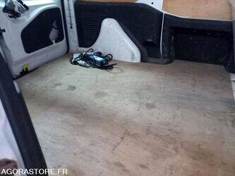 2016-peugeot-partner-1466156-48054520