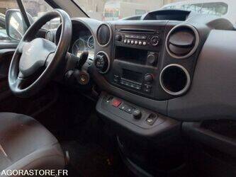 2016-peugeot-partner-1466156-48054522
