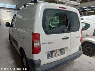 2012-peugeot-partner-1466164-48054673