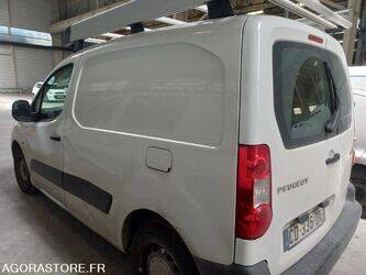 2012-peugeot-partner-1466164-48054674