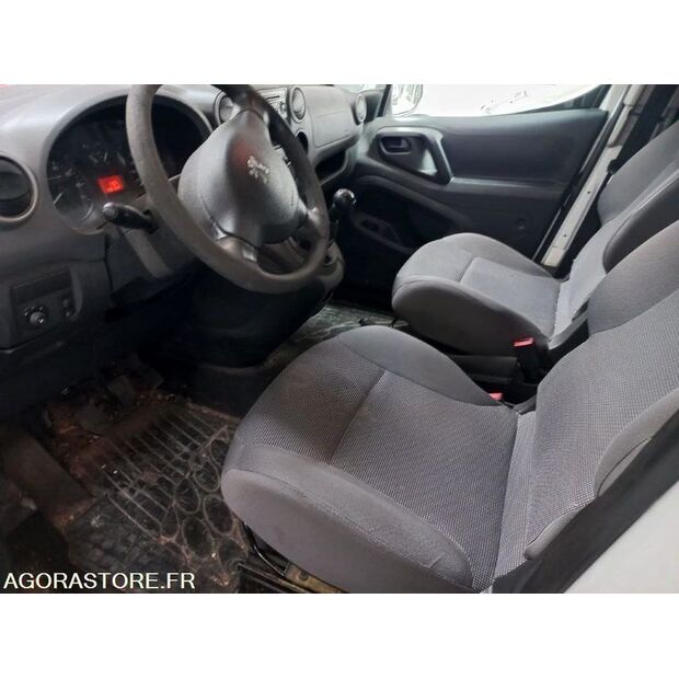 2012 Peugeot PARTNER-48054679