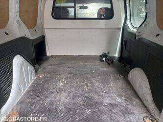 2012-peugeot-partner-1466164-48054680