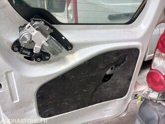 2012-peugeot-partner-1466164-48054681