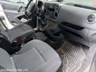 2012-peugeot-partner-1466164-48054684