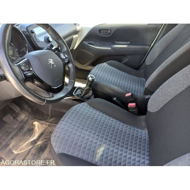 2020 Peugeot 108-48054719