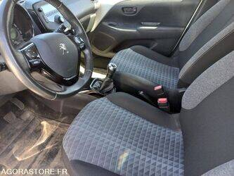 2020-peugeot-108-48054719