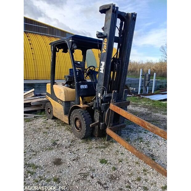 2010 Yale GDP25VX-48054782