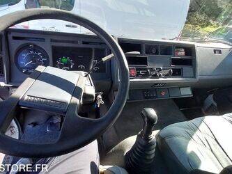 1998-renault-m150-1466171-48054831