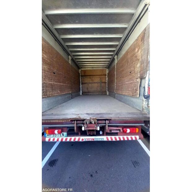 1998 Renault M150-48054833