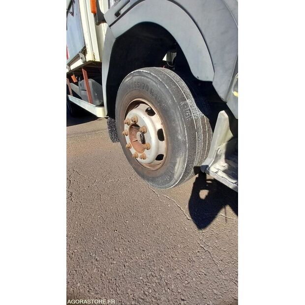 1998 Renault M150-48054834