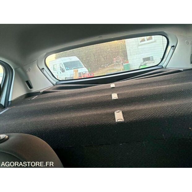 2019 Opel CORSA-48054867
