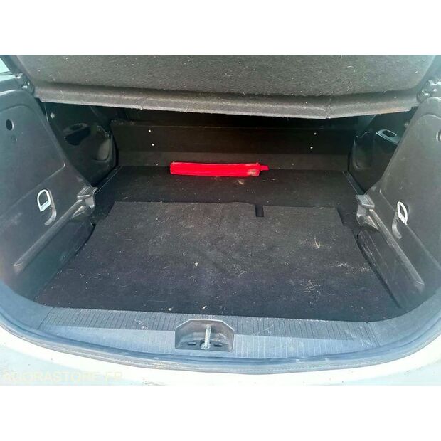 2019 Opel CORSA-48054868