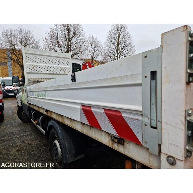 2021 Iveco 35S14N-48054918