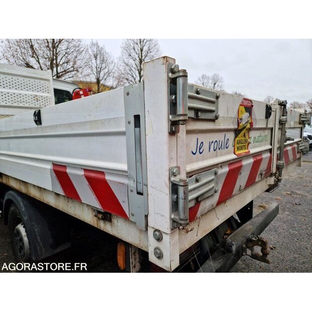 2021 Iveco 35S14N-48054919