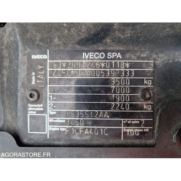 2021 Iveco 35S14N-48054933
