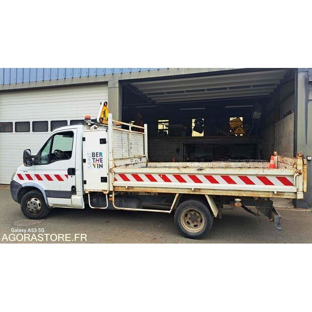 2008 Iveco 35C15-48055615