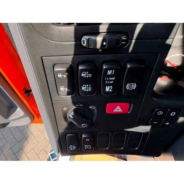 2015 Scania P280-48056805