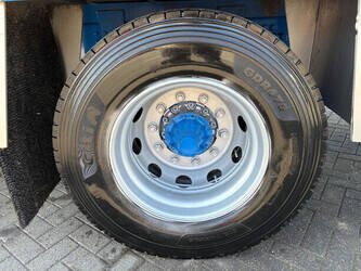 2015-scania-p280-1466183-48056813