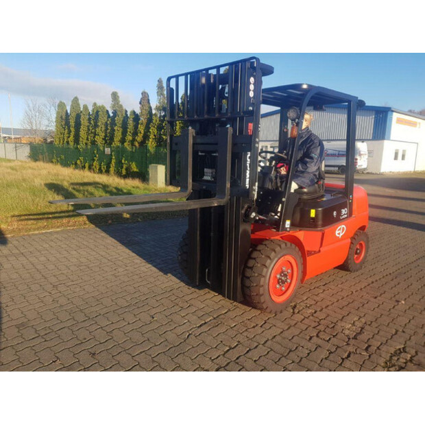 2021 EP EFL302-48057295
