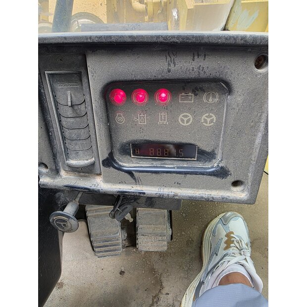 2007 كاتربيلر 962G-48057896