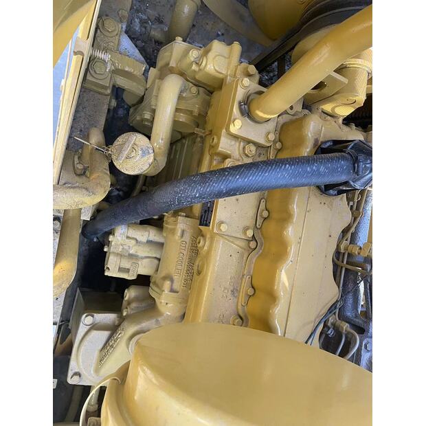 2025 Caterpillar D7G-48059197