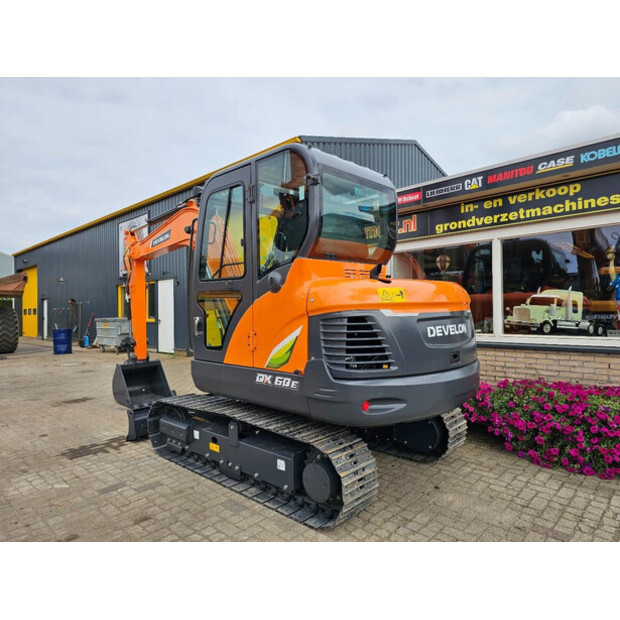 2025 Develon DX60E-10N-48059404