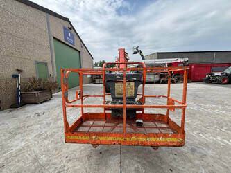 2002-jlg-800aj-1466191-48059412