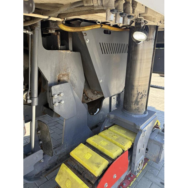 2017 Wirtgen W 130 CFi-48059478