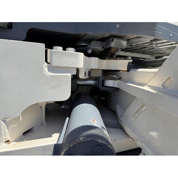 2017 Wirtgen W 130 CFi-48059487