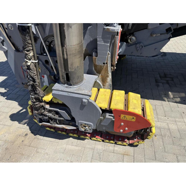 2017 Wirtgen W 130 CFi-48059488