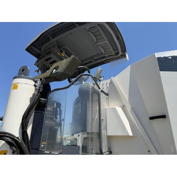 2017 Wirtgen W 130 CFi-48059495
