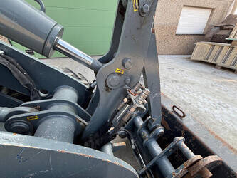 2020-giant-g2500hd-48059518