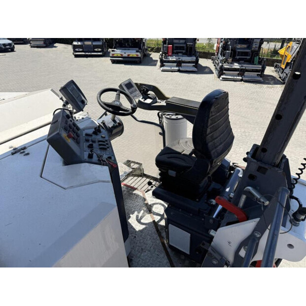 2017 Wirtgen W 130 CFi-48059519