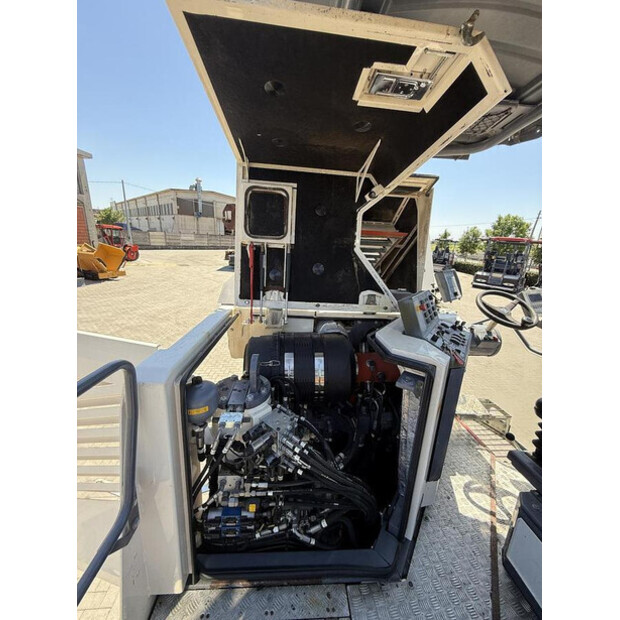 2017 Wirtgen W 130 CFi-48059587