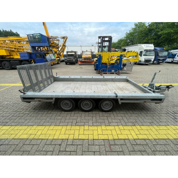 2019 Hulco TERRAX-3-48059600