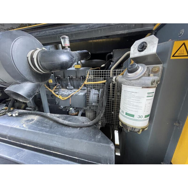 2004 Atlas-Copco XAHS 186 DD - N-48059618