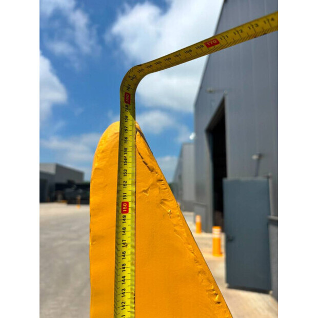 2024 Caterpillar 988-48059890